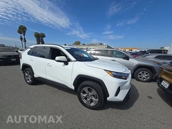 2023 Toyota RAV4 XLE - miniatura 3