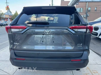 2023 Toyota RAV4 XLE - miniatura 8