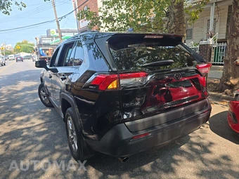 2023 Toyota RAV4 XLE - miniatura 2