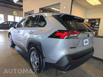 2023 Toyota RAV4 XLE - miniatura 2
