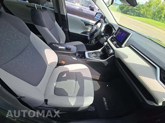 2023 Toyota RAV4 XLE - miniatura 18