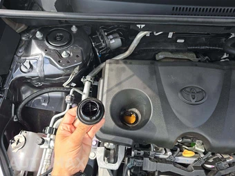 2023 Toyota RAV4 XLE - miniatura 26