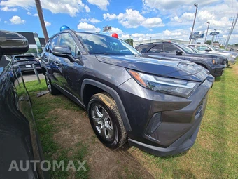 2023 Toyota RAV4 XLE - miniatura 4