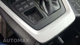 2023 Toyota RAV4 XLE - miniatura 26