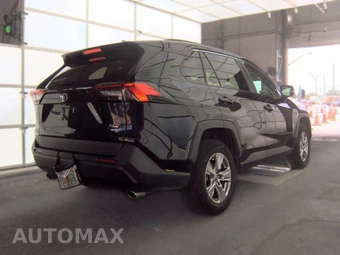 2023 Toyota RAV4 XLE - miniatura 4