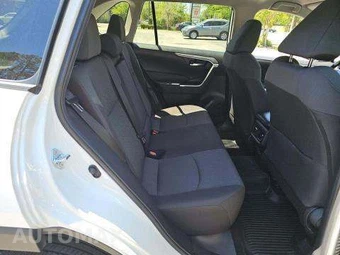 2023 Toyota RAV4 XLE - miniatura 16