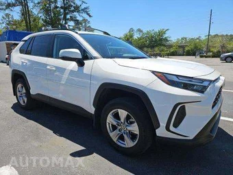 2023 Toyota RAV4 XLE - miniatura 4