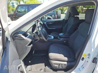 2023 Toyota RAV4 XLE - miniatura 6