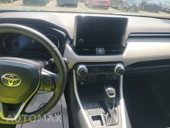 2023 Toyota RAV4 XLE – miniatura 11