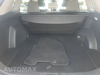 2023 Toyota RAV4 XLE – miniatura 16