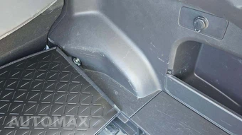 2023 Toyota RAV4 XLE – miniatura 21