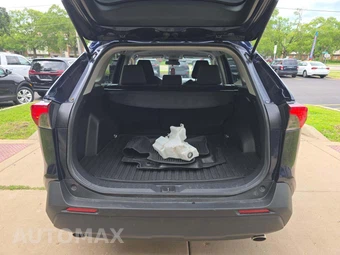 2023 Toyota RAV4 XLE - miniatura 14