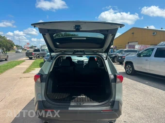 2023 Toyota RAV4 XLE - miniatura 8