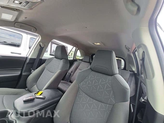 2023 Toyota RAV4 XLE – miniatura 11