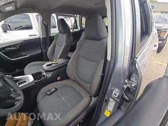 2023 Toyota RAV4 XLE – miniatura 6