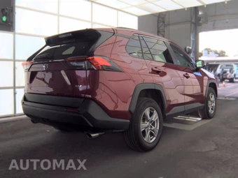 2023 Toyota RAV4 XLE - miniatura 4