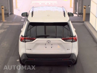 2023 Toyota RAV4 XLE - miniatura 5