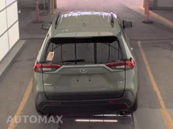 2023 Toyota RAV4 XLE - miniatura 5