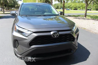 2023 Toyota RAV4 XLE - miniatura 13