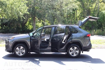 2023 Toyota RAV4 XLE - miniatura 19