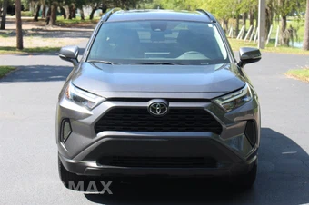 2023 Toyota RAV4 XLE - miniatura 2