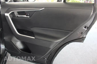 2023 Toyota RAV4 XLE - miniatura 32