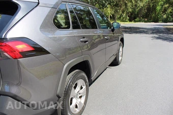 2023 Toyota RAV4 XLE - miniatura 9