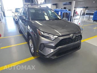 2023 Toyota RAV4 XLE - miniatura 3