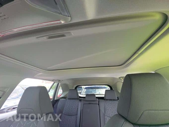 2023 Toyota RAV4 XLE - miniatura 11