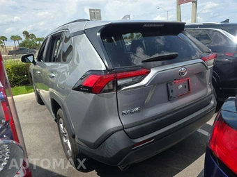 2023 Toyota RAV4 XLE - miniatura 2
