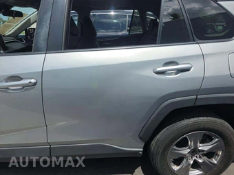 2023 Toyota RAV4 XLE - miniatura 21