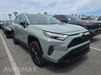 2023 Toyota RAV4 XLE - miniatura 3