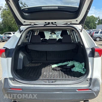 2023 Toyota RAV4 XLE - miniatura 20