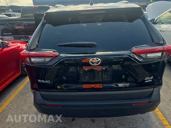 2023 Toyota RAV4 XLE Premium – miniatura 5