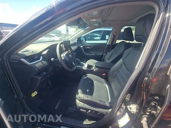2023 Toyota RAV4 XLE Premium – miniatura 7