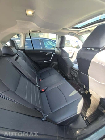2023 Toyota RAV4 XLE Premium - miniatura 16