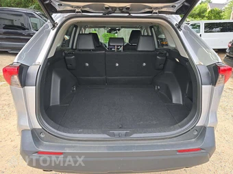 2023 Toyota RAV4 XLE Premium - miniatura 14