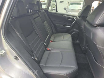 2023 Toyota RAV4 XLE Premium - miniatura 16