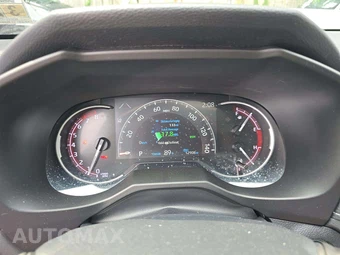 2023 Toyota RAV4 XLE Premium - miniatura 9