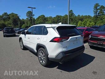 2023 Toyota RAV4 XLE Premium - miniatura 2