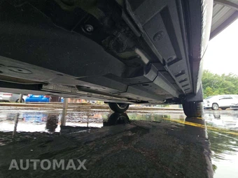 2023 Toyota RAV4 XLE Premium – miniatura 17