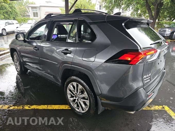 2023 Toyota RAV4 XLE Premium – miniatura 2