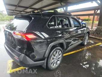 2023 Toyota RAV4 XLE Premium - miniatura 3