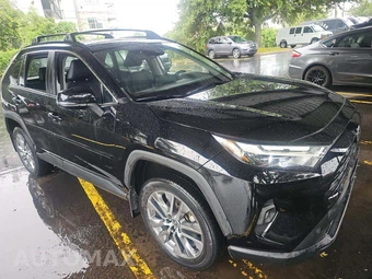 2023 Toyota RAV4 XLE Premium - miniatura 4