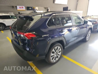 2023 Toyota RAV4 XLE Premium - miniatura 4
