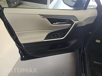 2023 Toyota RAV4 XLE Premium - miniatura 9