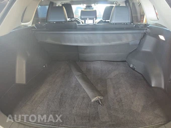 2023 Toyota RAV4 XLE Premium - miniatura 16