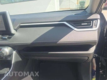2023 Toyota RAV4 XLE Premium - miniatura 16