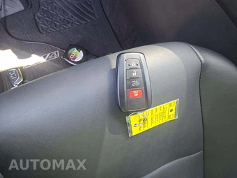 2023 Toyota RAV4 XLE Premium - miniatura 5