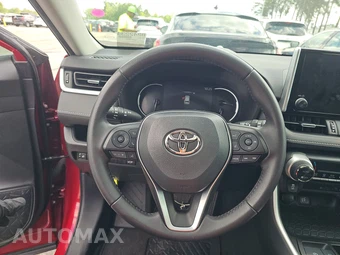 2023 Toyota RAV4 XLE Premium - miniatura 10